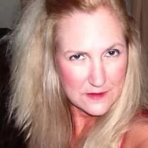 Meet your Posher, Cynthia